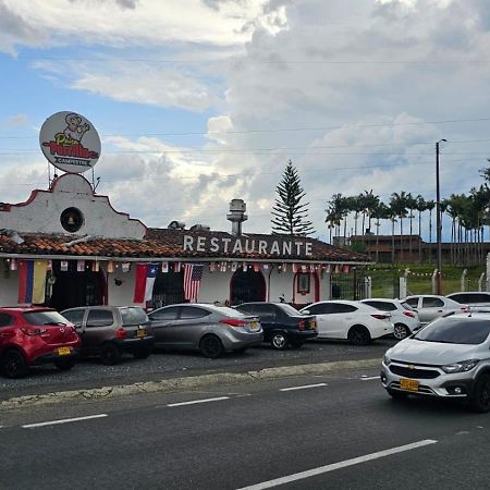Solana Glamping Hotel Pereira Eksteriør billede